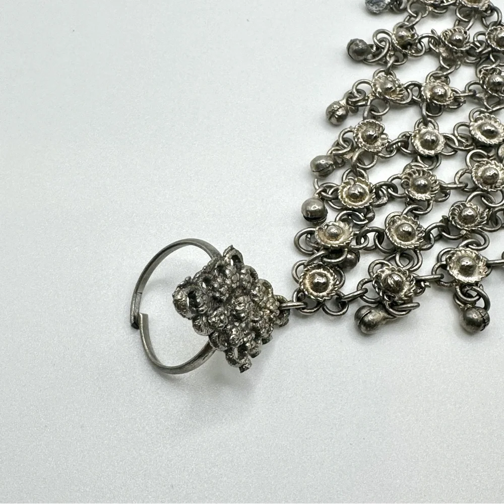 Vintage 80s Chain Mail Boho Goth Bracelet Hand Jewelry - Picture 3 of 5